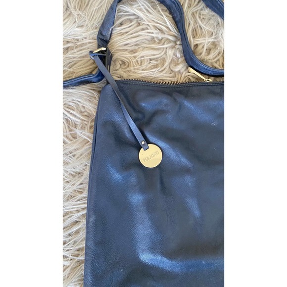 Pullicati Women's Soft Italian Leather Single Strap Zip Large Navy Blue - Picture 3 of 12